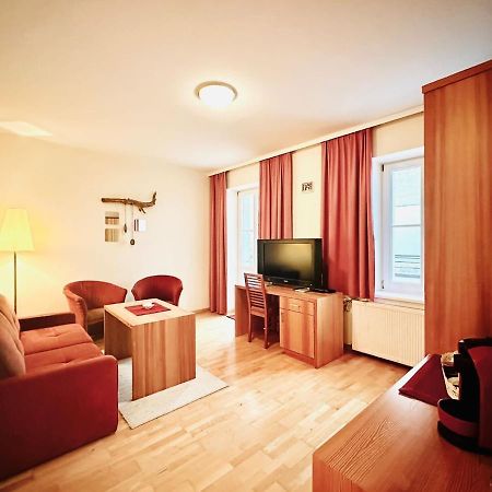 Tirolerhof Doelsach Hotel เลียนซ์ ภายนอก รูปภาพ