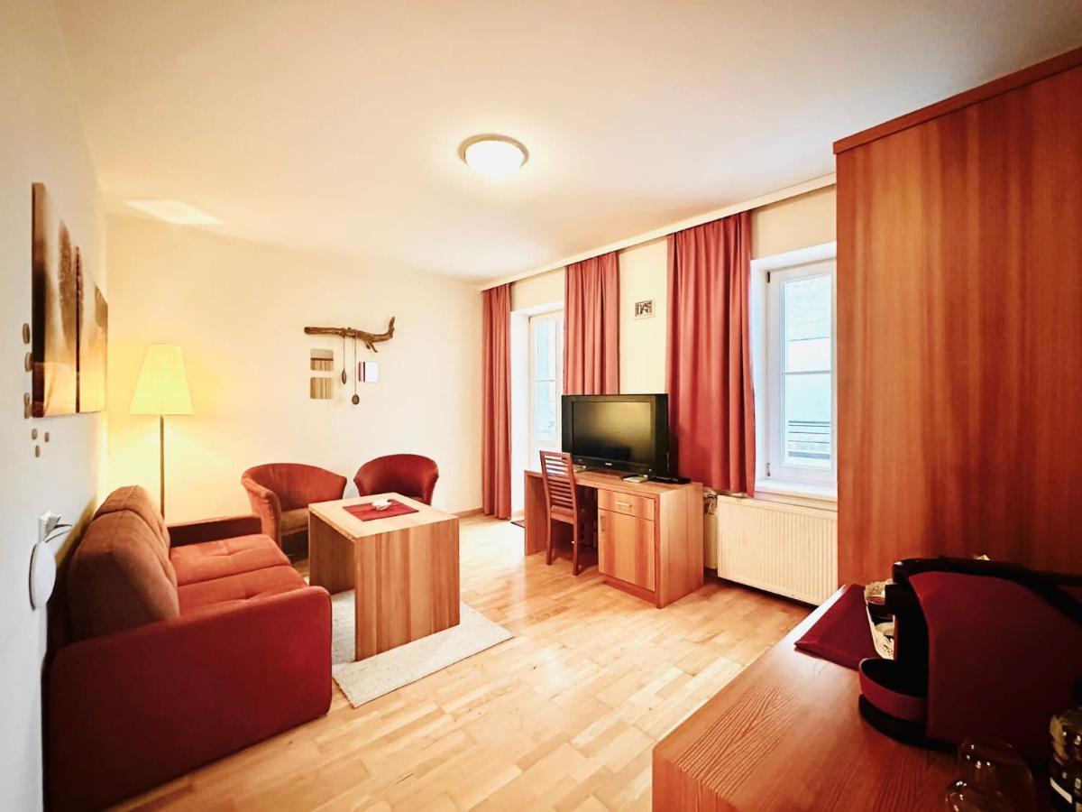 Tirolerhof Doelsach Hotel เลียนซ์ ภายนอก รูปภาพ